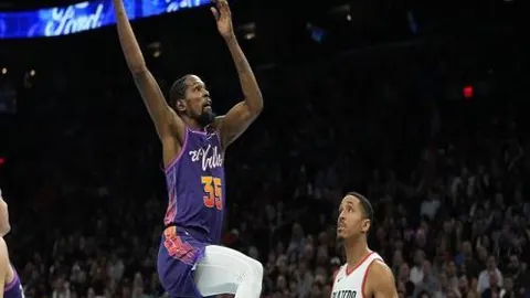 申花于汉超长射破门，追平比分